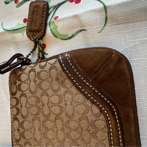 Coach Brown Signature Women's Wristlet - Picture 6 of 6